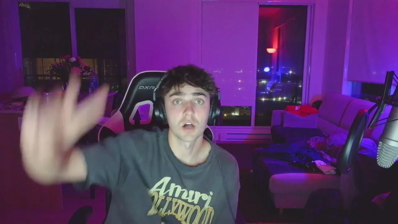 TTS GAMBA WITH CHAT | !discord