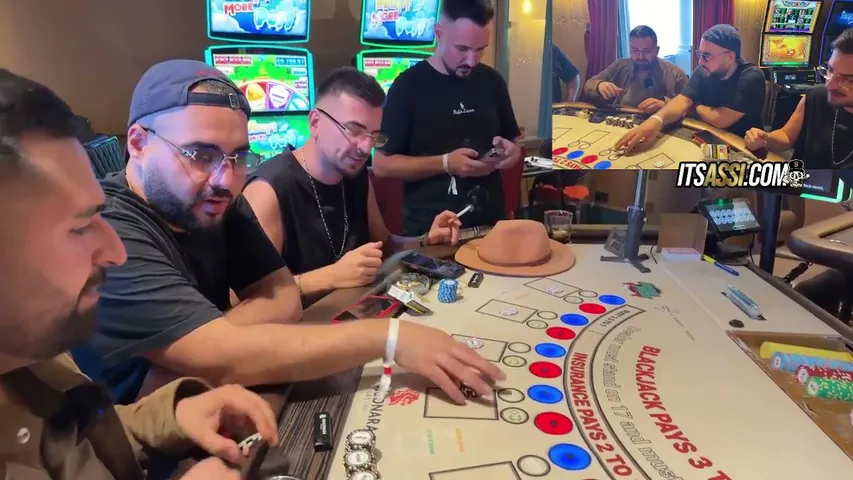 wavelazy playing Slots & Casino - Live Casino Stream