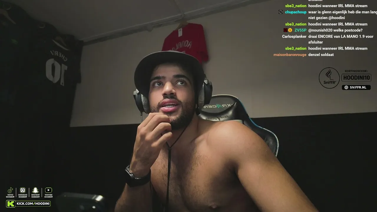 Hoodini live
