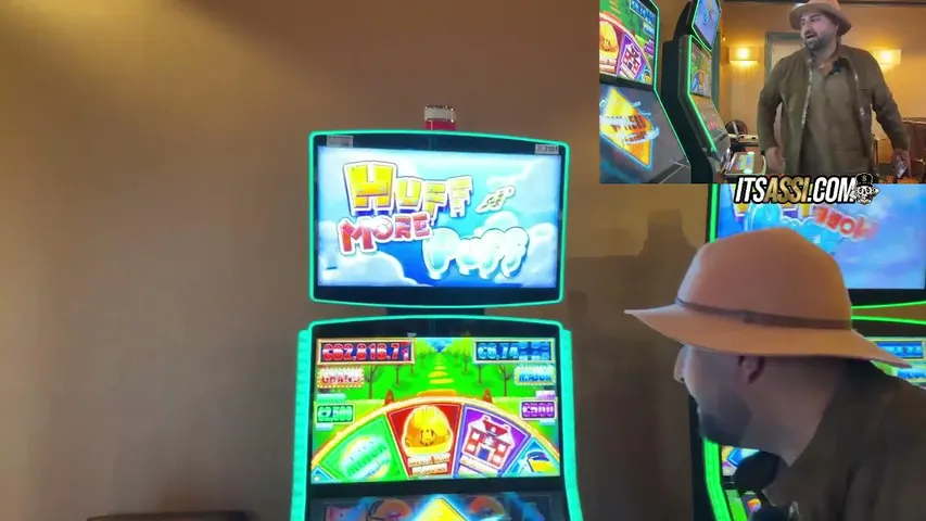 erikmega playing Slots & Casino - Live Casino Stream